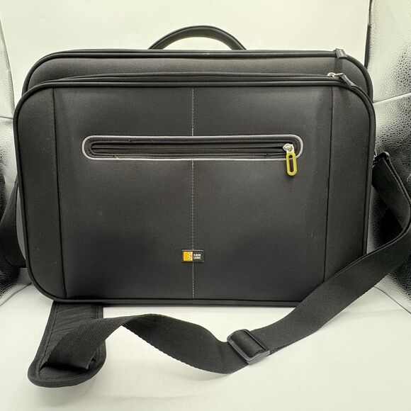 Case Logic VNC-218BLACK 18 Inch Laptop Bag Briefcase Soft Computer Unisex - Picture 1 of 15